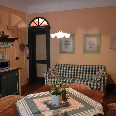 Apartament Il Nido Di Tosca Lukka Zewnętrze zdjęcie